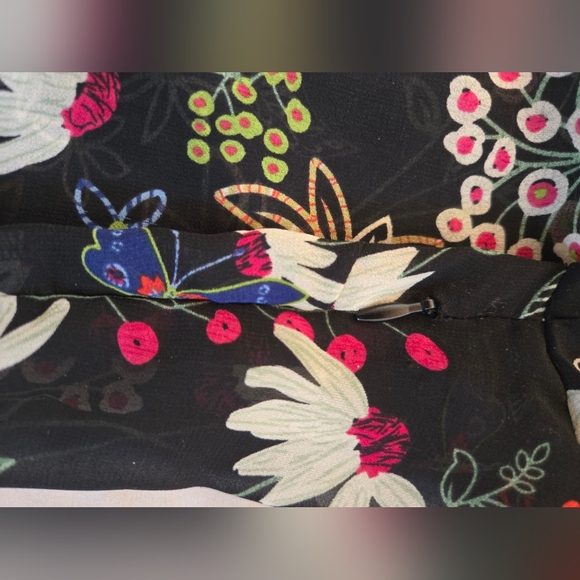 Forever 21 | Floral Semi-Sheer Dress, Size S - Picture 6 of 8